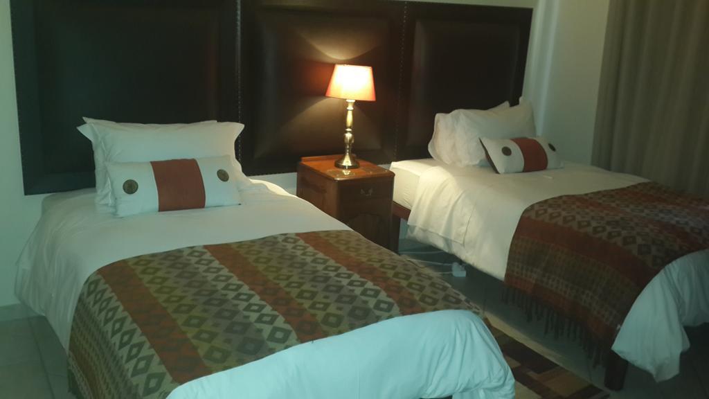 Magaliqua Guest House Noordheuwel Номер фото