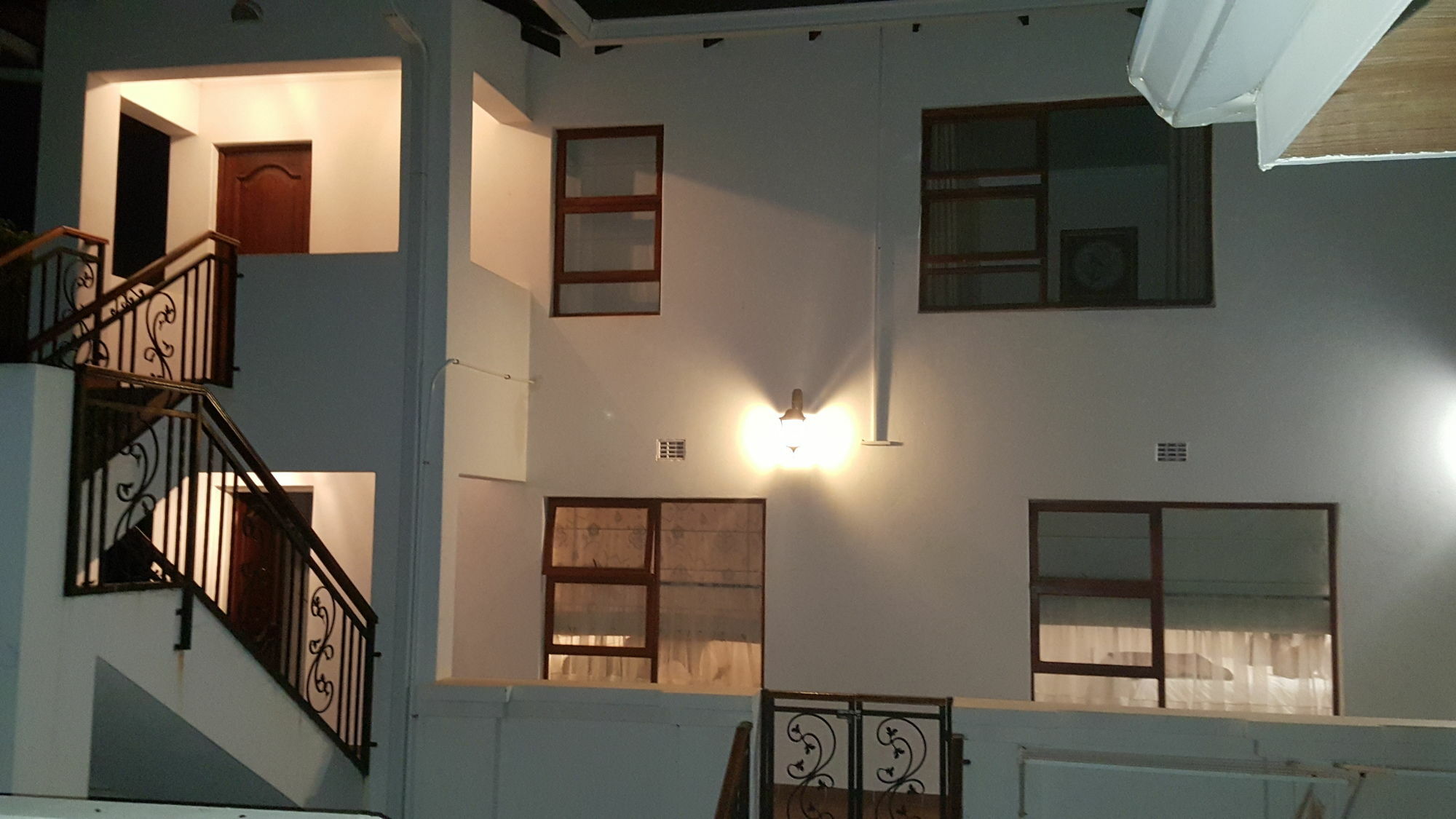 Magaliqua Guest House Noordheuwel Екстер'єр фото